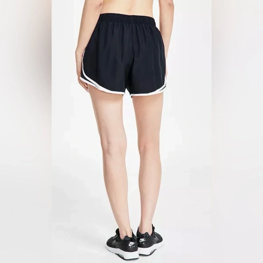 Nike Dri-FIT Tempo Women's Brief-Lined Running Shorts - Picture 4 of 12